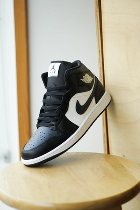 AIR JORDAN 1 MID (GS) OFF NOIR
