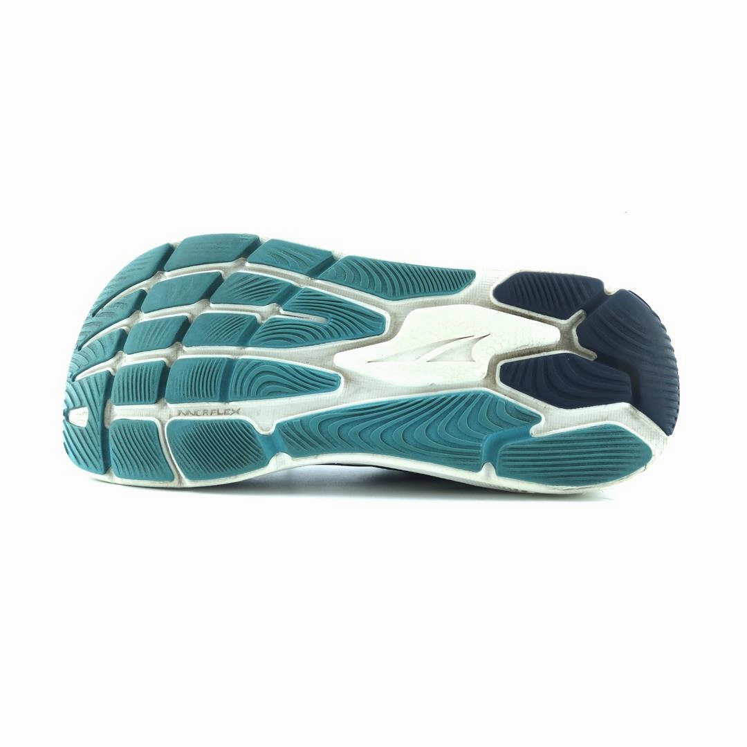 ALTRA PARADIGM 6