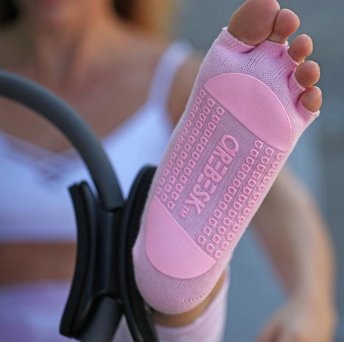 Arebesk Fishnet Open Toe Grip Socks - Pink (Barre / Pilates)