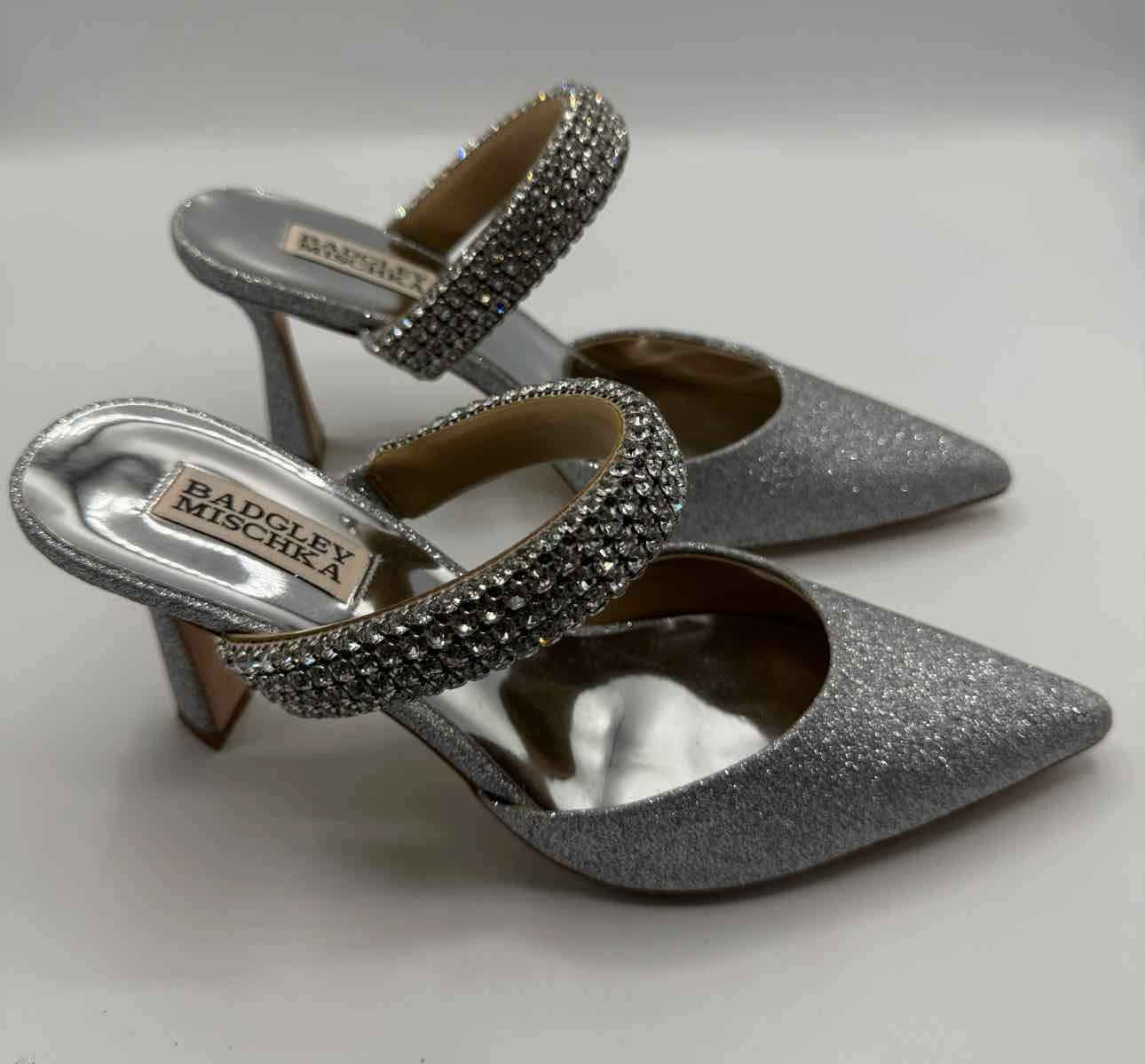 Badgley Mischka Silver Size 8 Sadiya Jeweled Kitten Heels