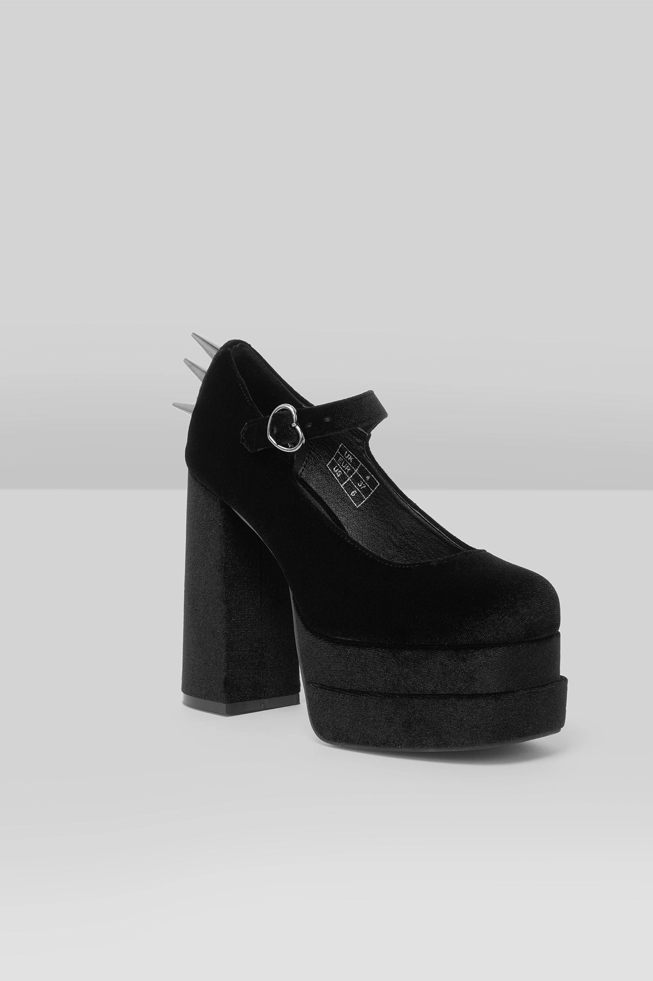 Basilisks Pumps - Resurrect