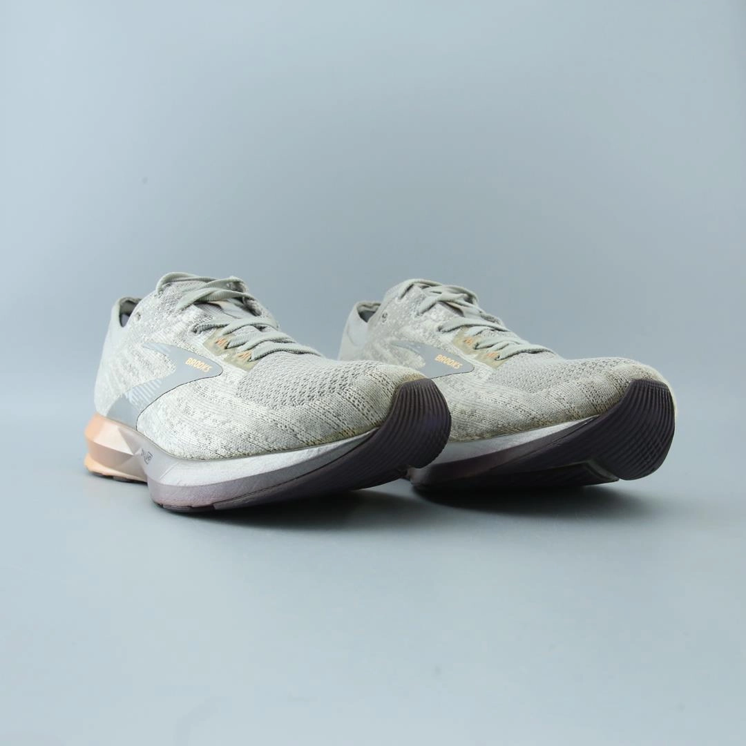 BROOKS LEVITATE 3