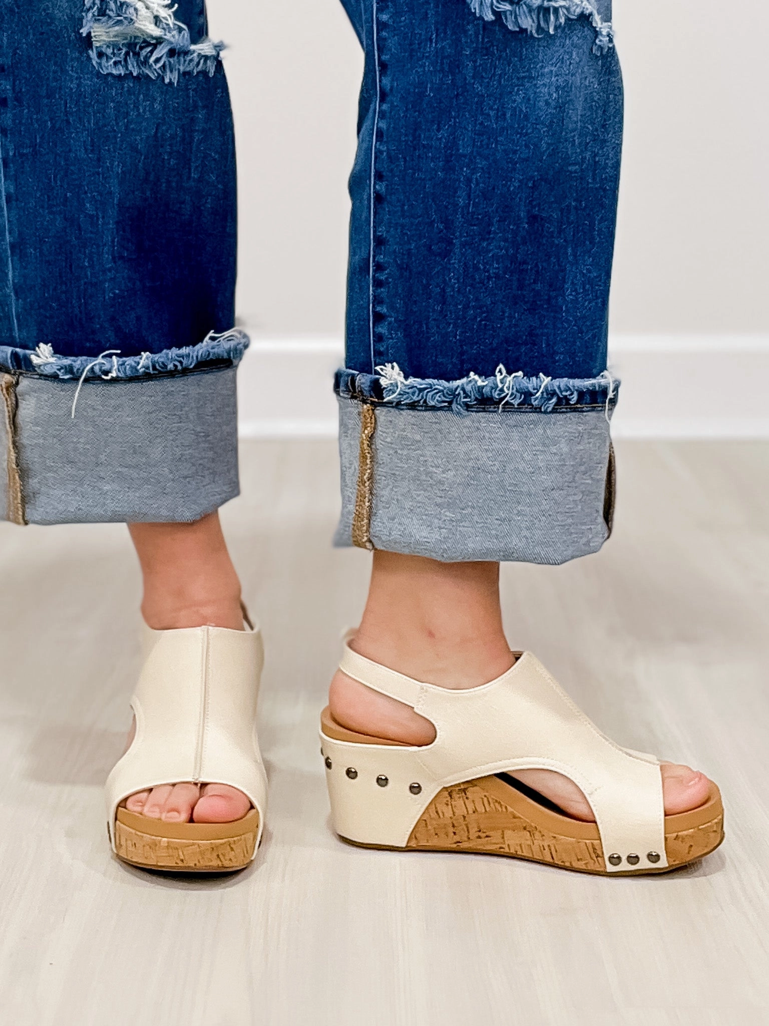 Corkys Carley Wedge in Cream