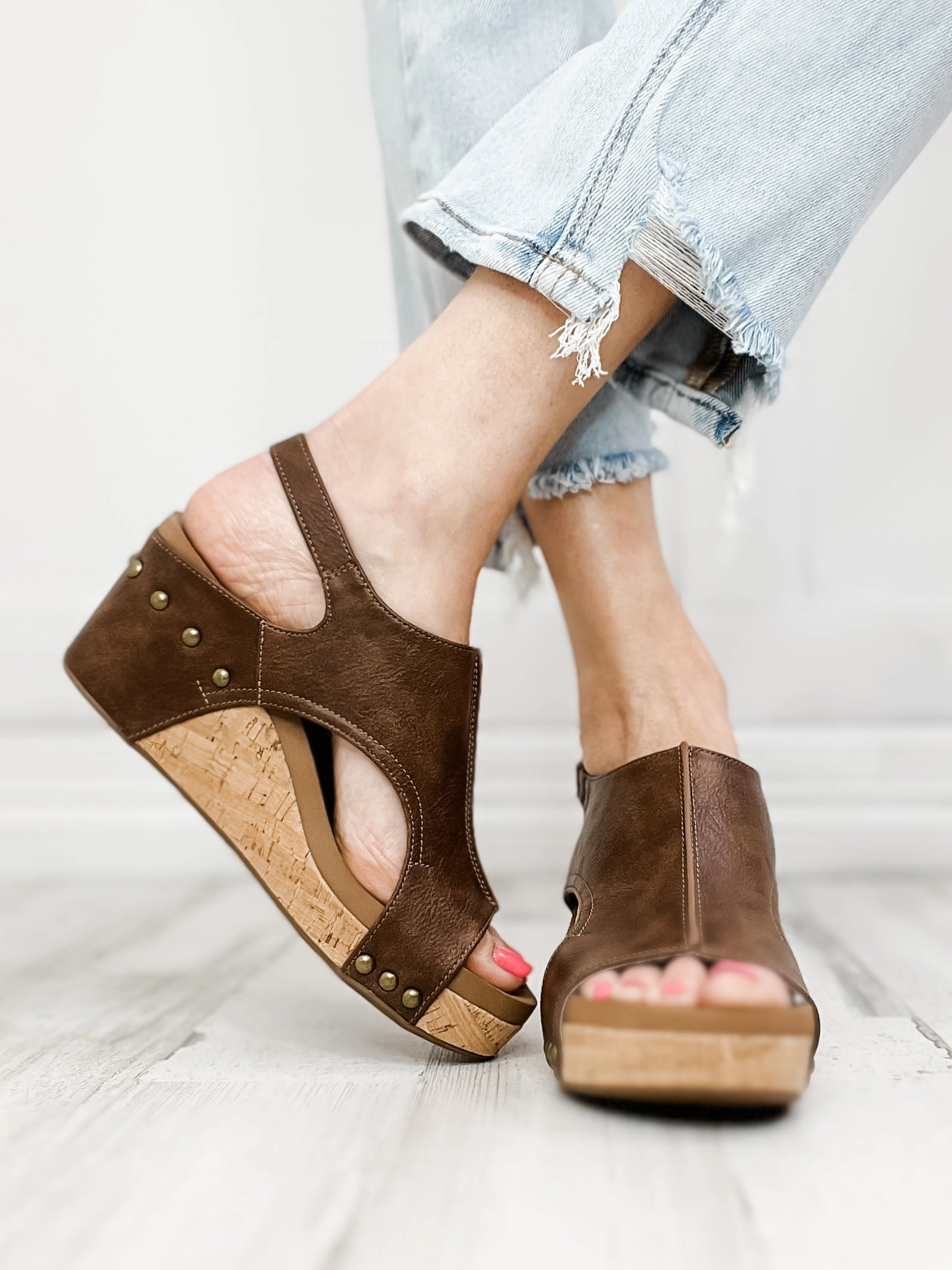 Corkys Carley Wedge in Rustic Brown