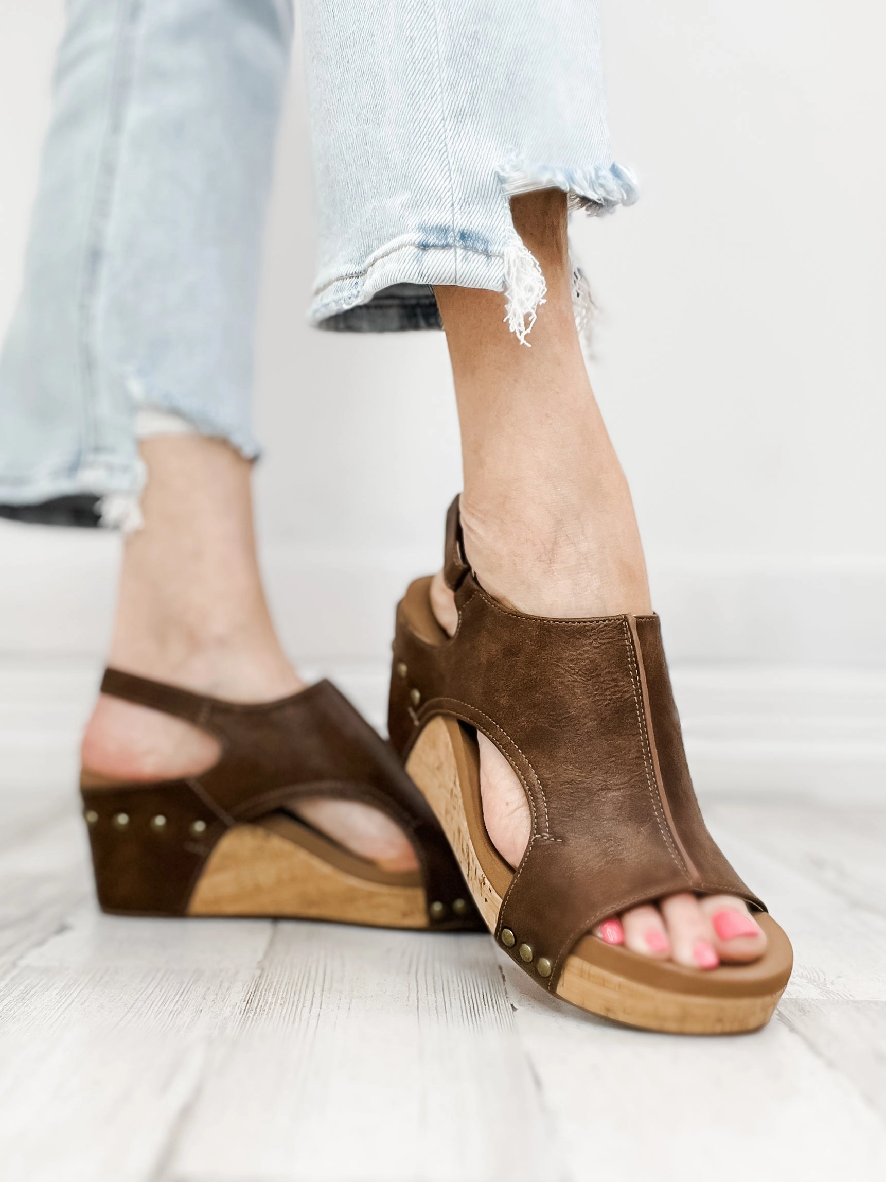 Corkys Carley Wedge in Rustic Brown