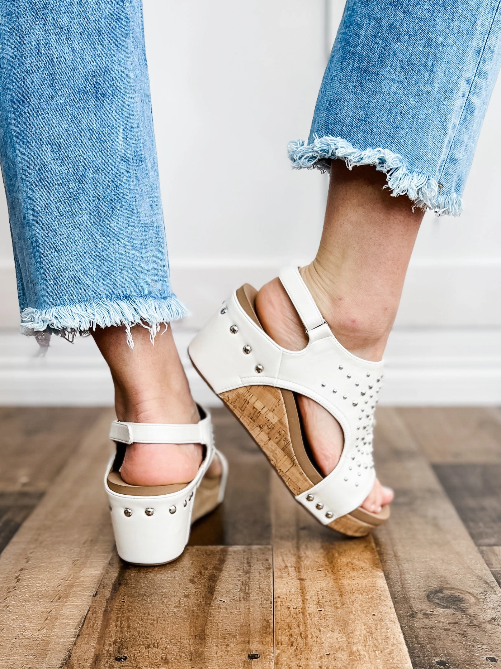 Corkys Docie Doe Wedges in White
