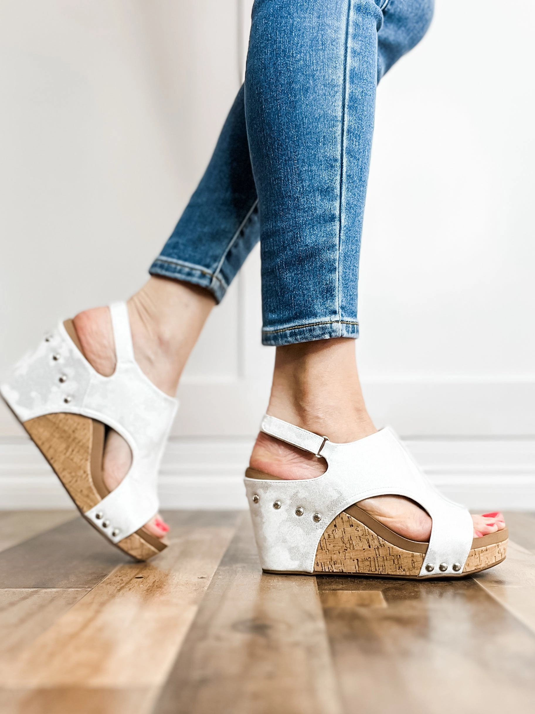 Corkys Tiffanee Wedge Sandals in White Metallic