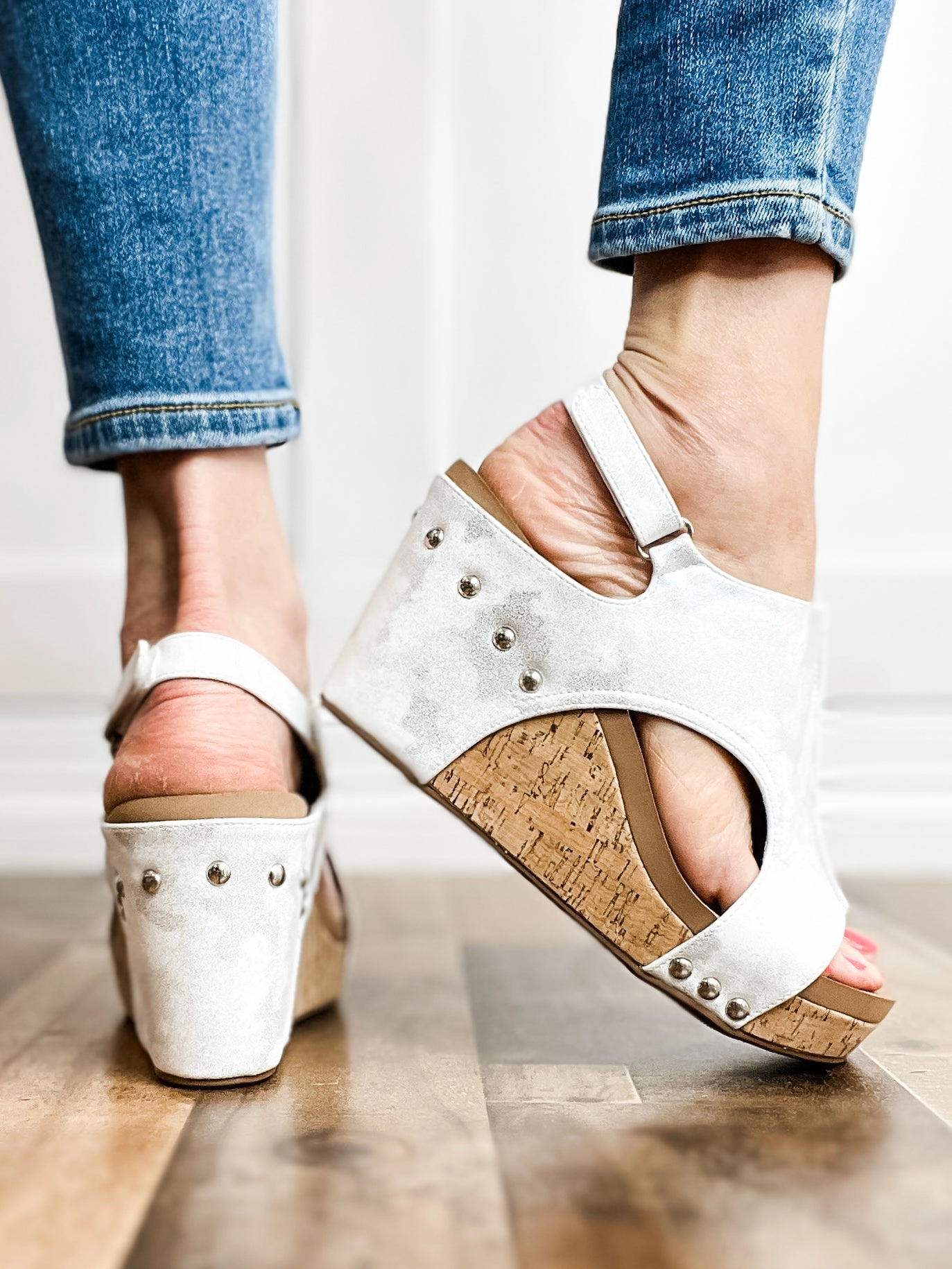 Corkys Tiffanee Wedge Sandals in White Metallic