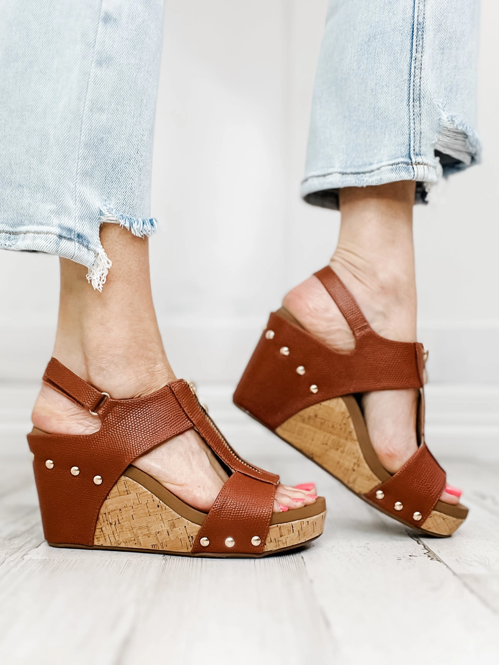 Corkys Zip It Good Wedge Sandals in Cognac