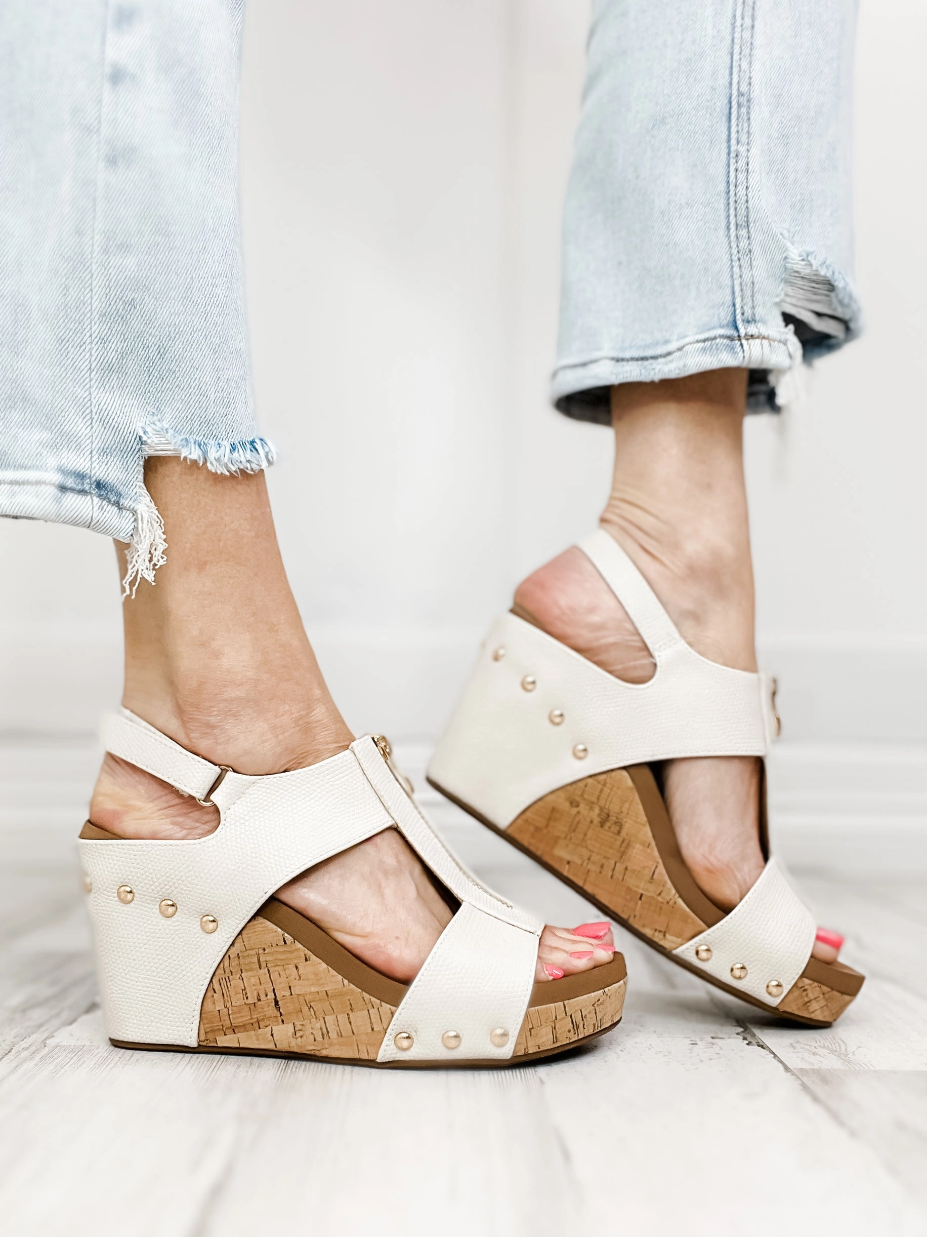 Corkys Zip It Good Wedge Sandals in Ivory