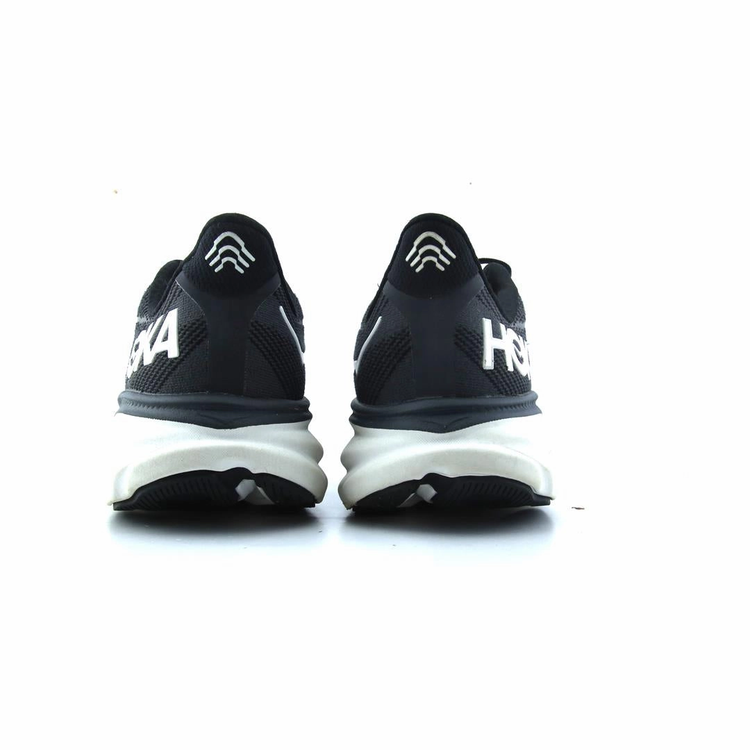 HOKA ONE ONE CLIFTON 9