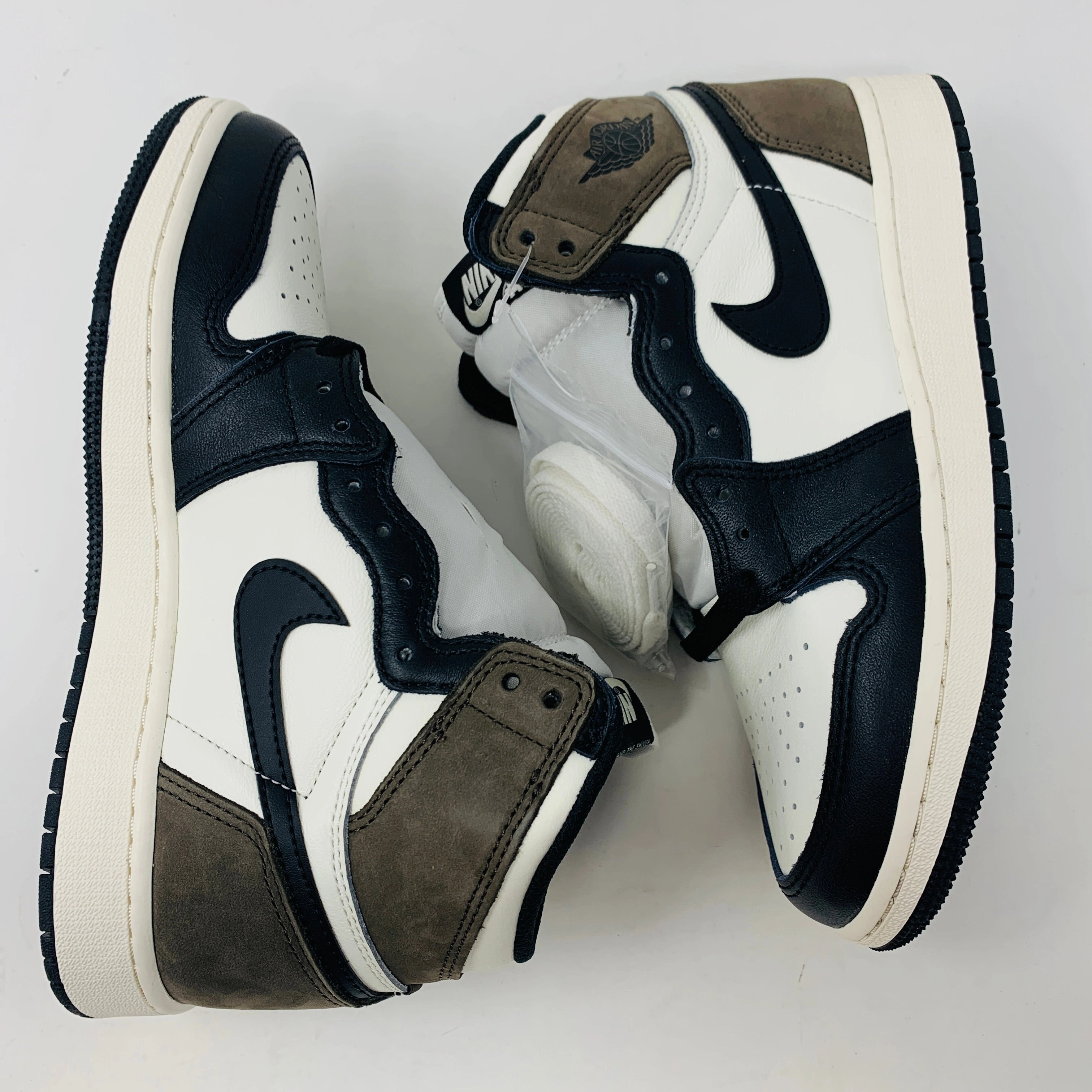 Jordan 1 Retro High Dark Mocha (GS)