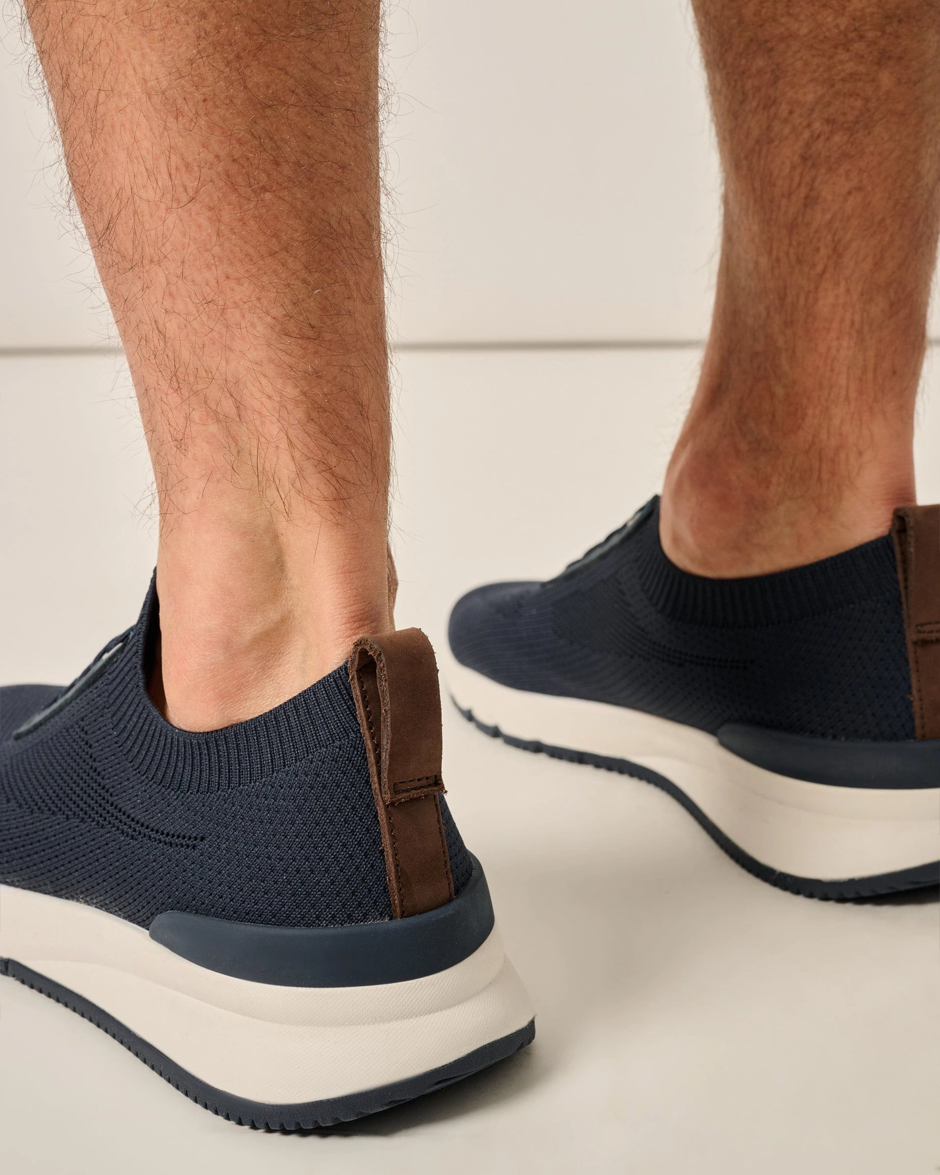 Knit Mesh Runner