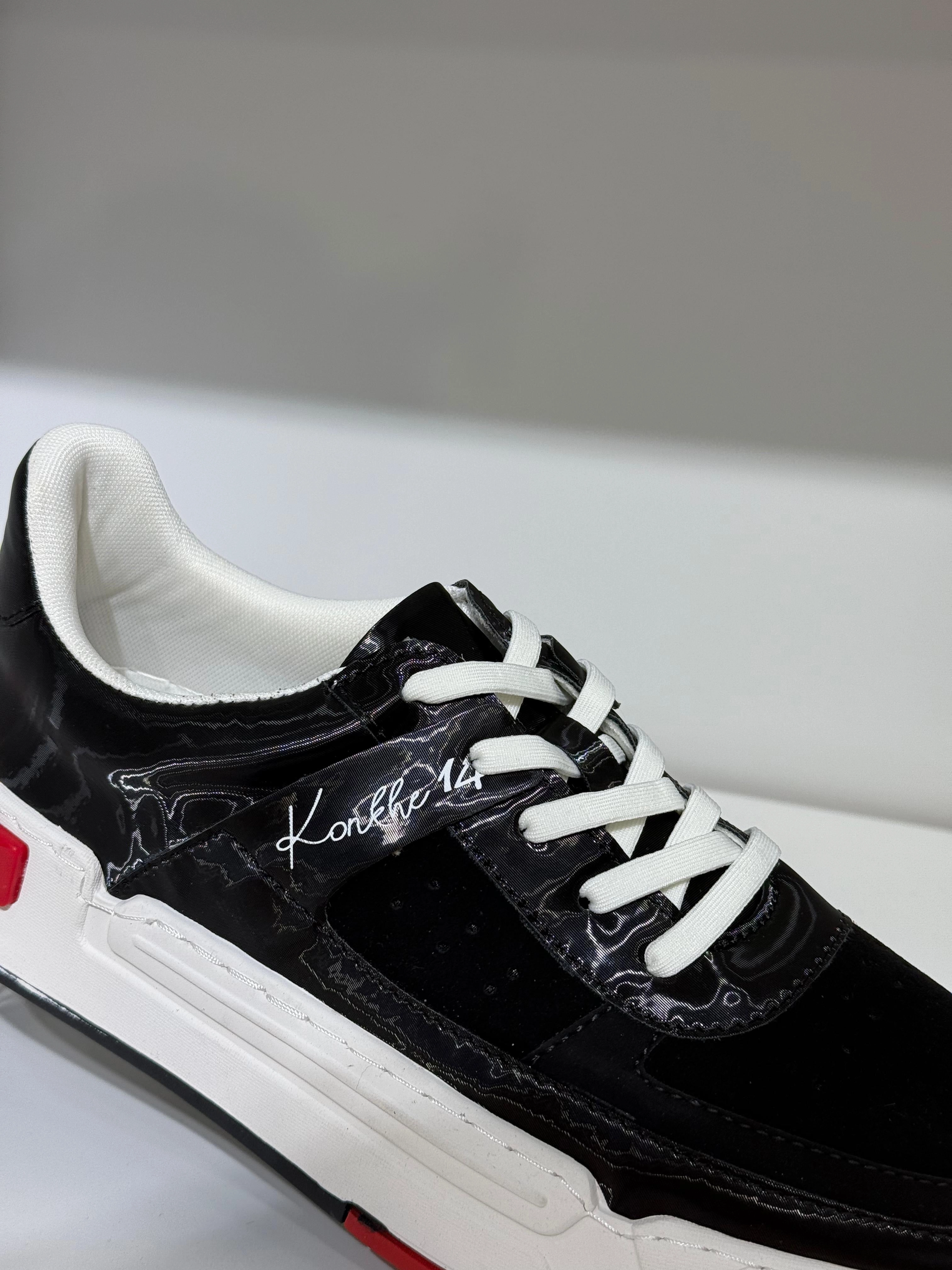 Konkhe 14 Somnyama High-end Sneakers