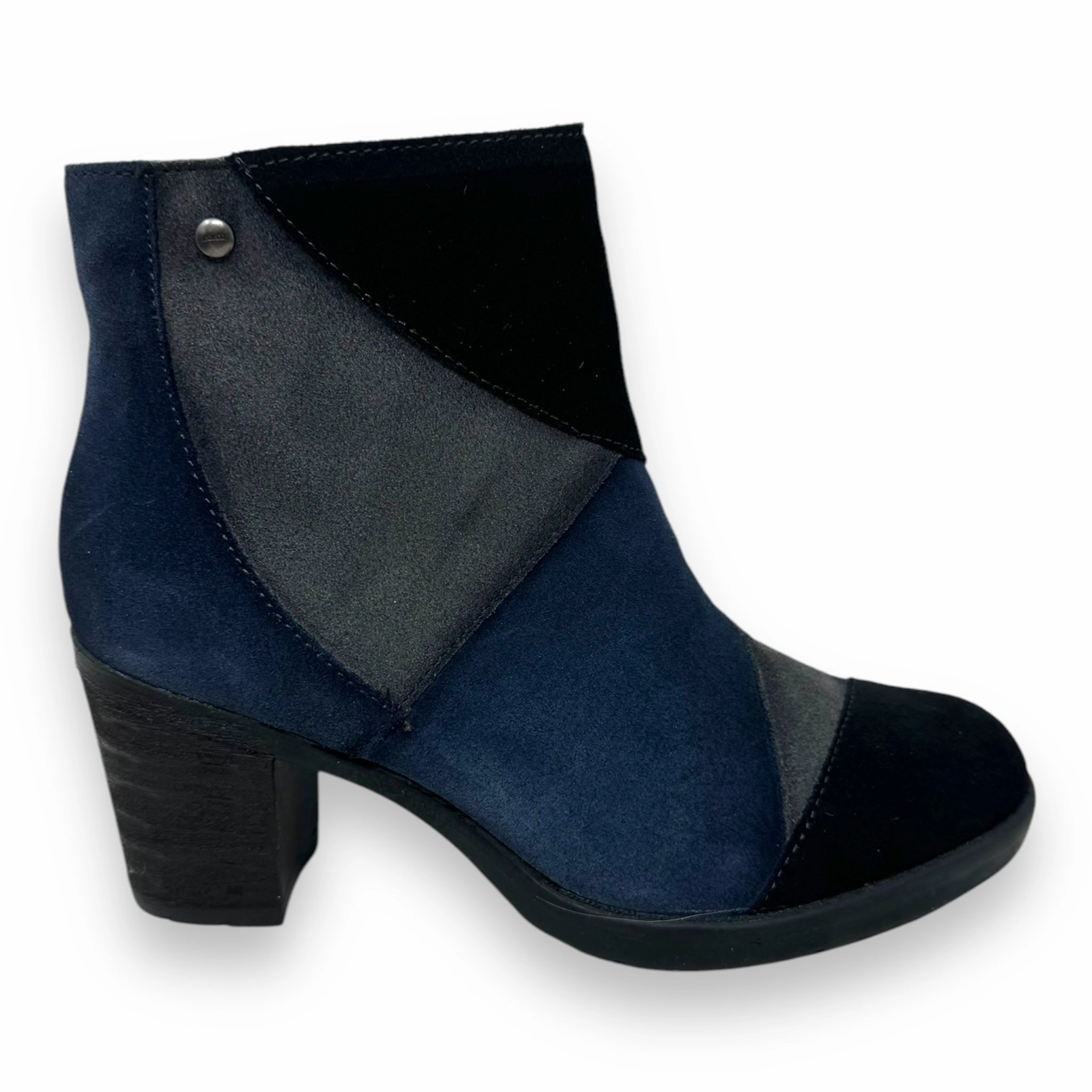 Malta Boots By Earth In Black, Grey & Blue Suede, Size: 7