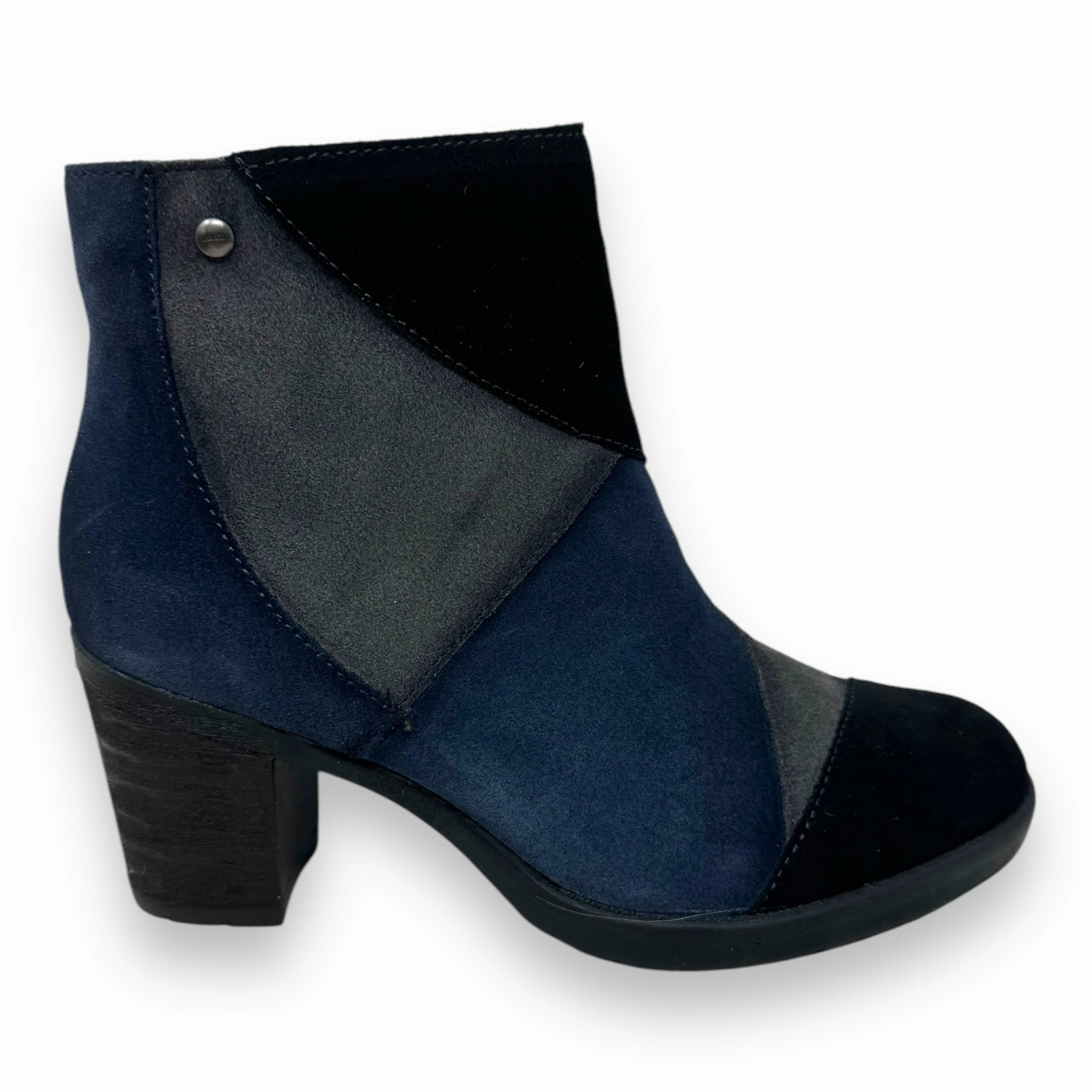 Malta Boots By Earth In Black, Grey & Blue Suede, Size: 7