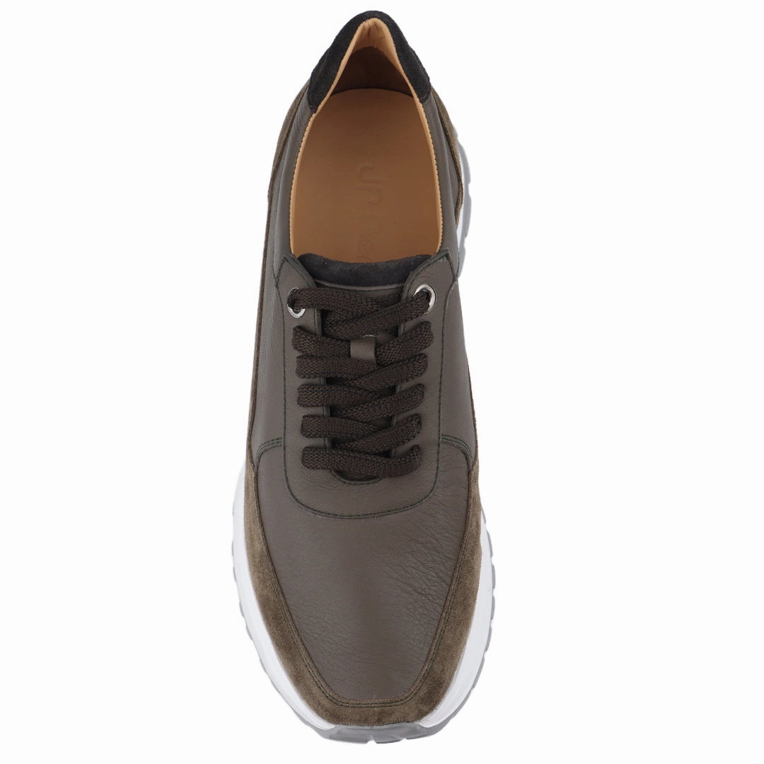Men´s green suede casual sneakers