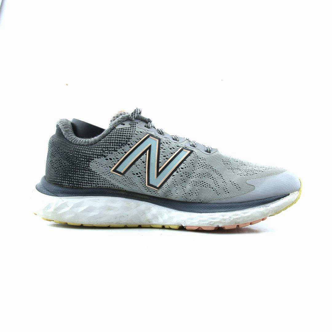 NEW BALANCE 680V7