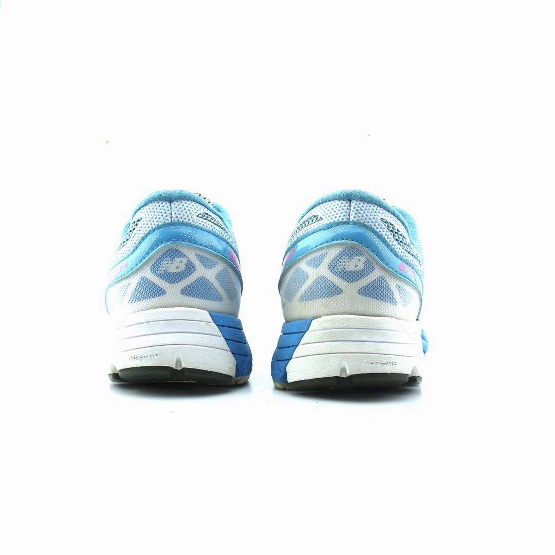 NEW BALANCE 870V4