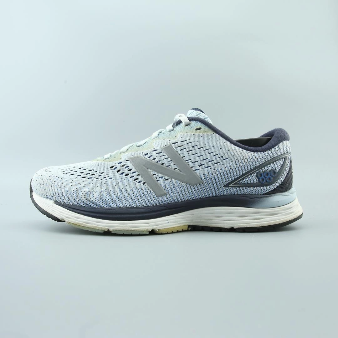 NEW BALANCE 880V9