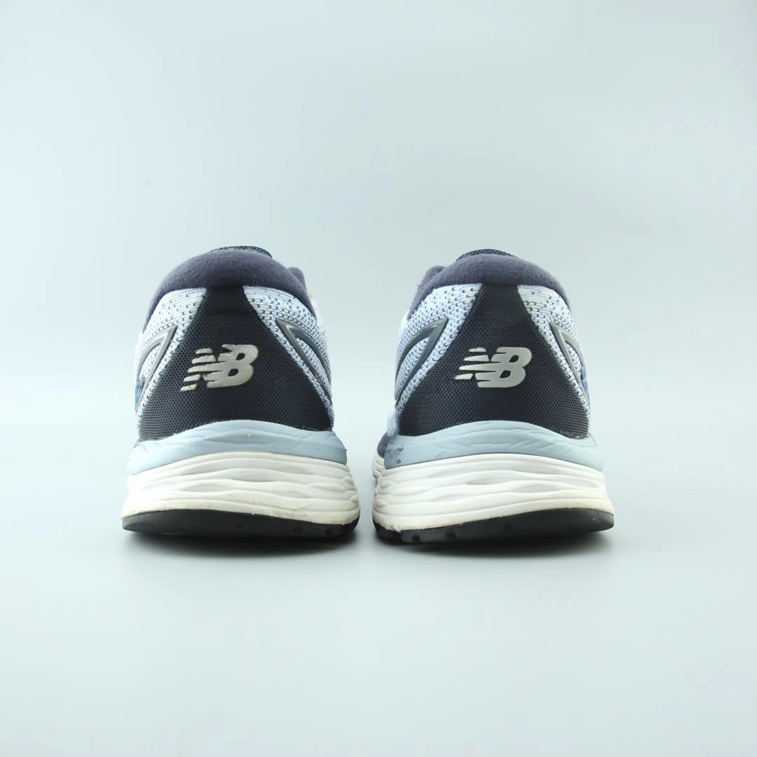 NEW BALANCE 880V9