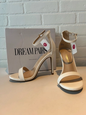Sandals Heels Stiletto By Clothes Mentor In White, Size: 6