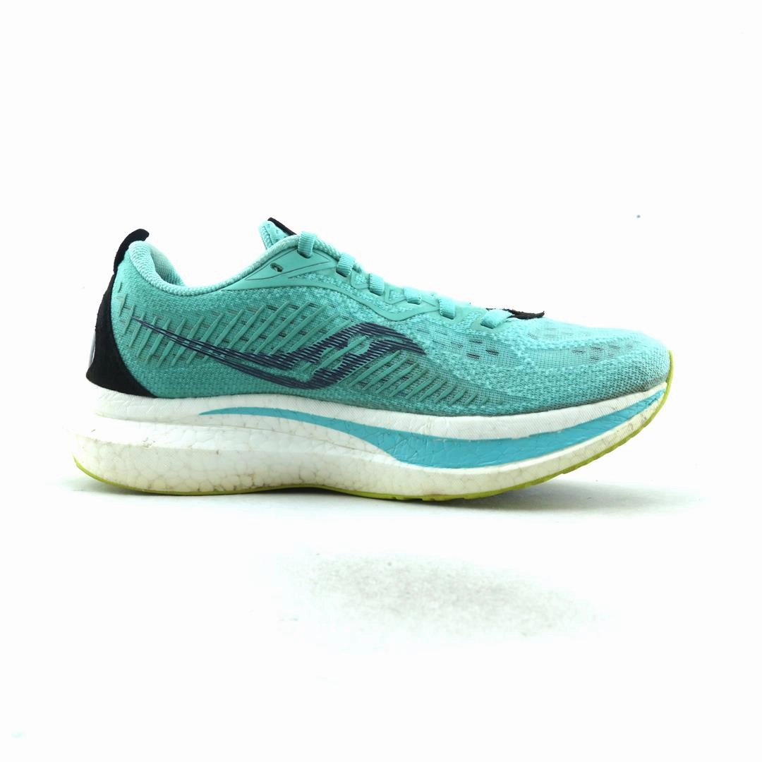 SAUCONY ENDORPHINS SPEED 2