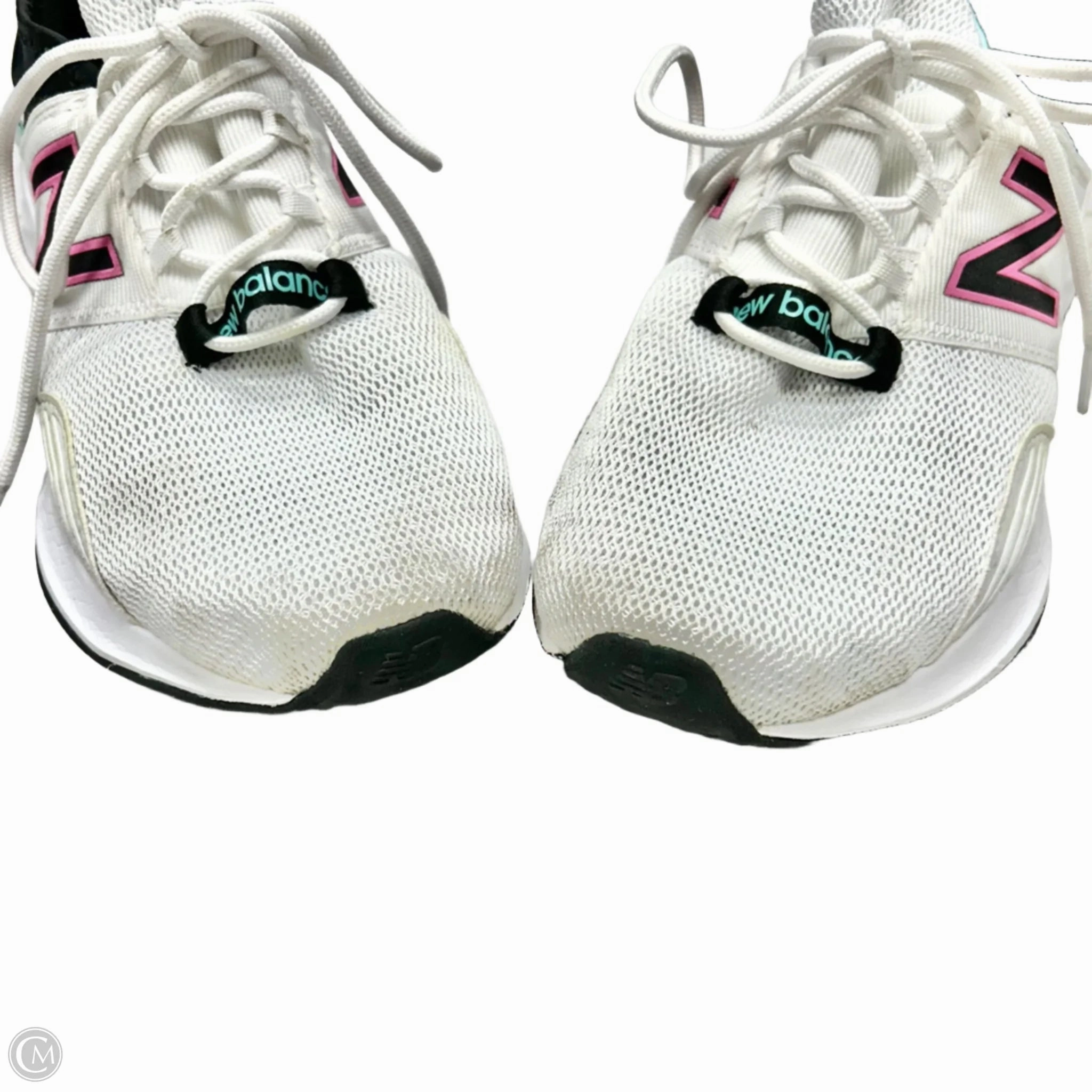 Shoes Athletic By New Balance In Black & White, Size: 8.5