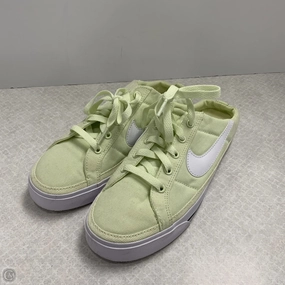 Shoes Athletic By Nike In Green, Size: 7