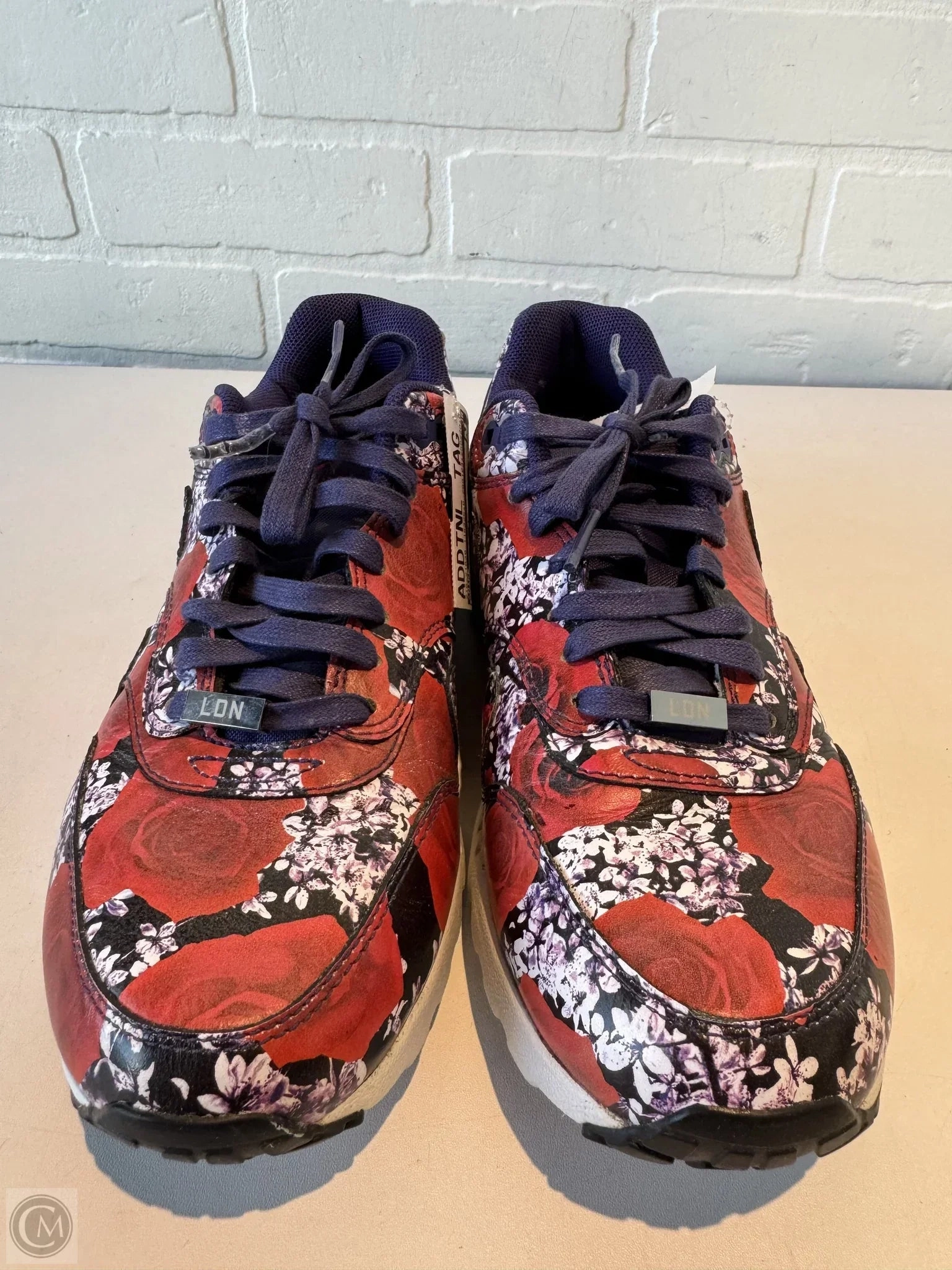 Shoes Athletic By Nike In Purple & Red, Size: 6