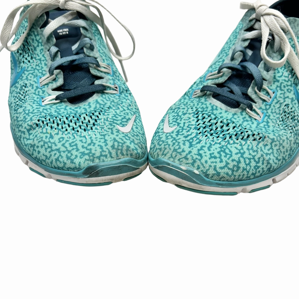 Shoes Athletic By Nike  Size: 8.5