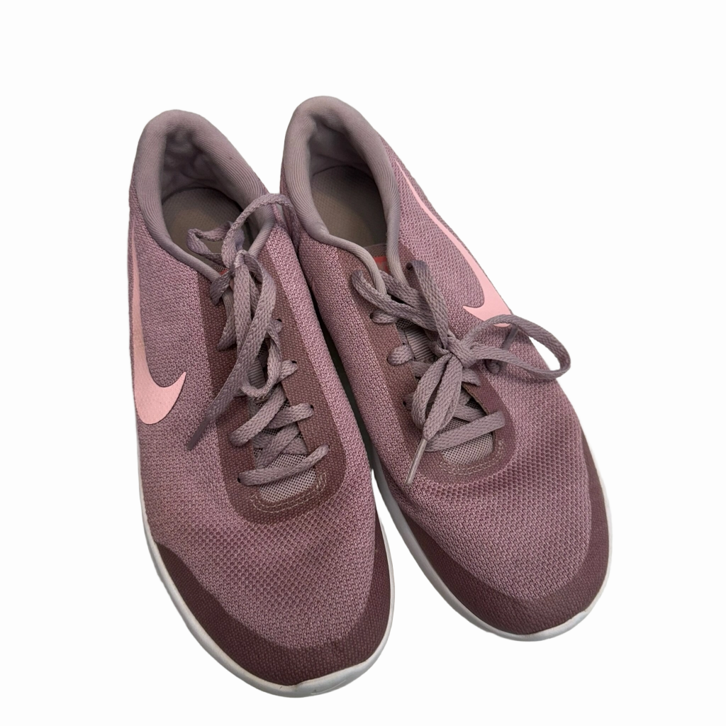 Shoes Athletic By Nike  Size: 8.5