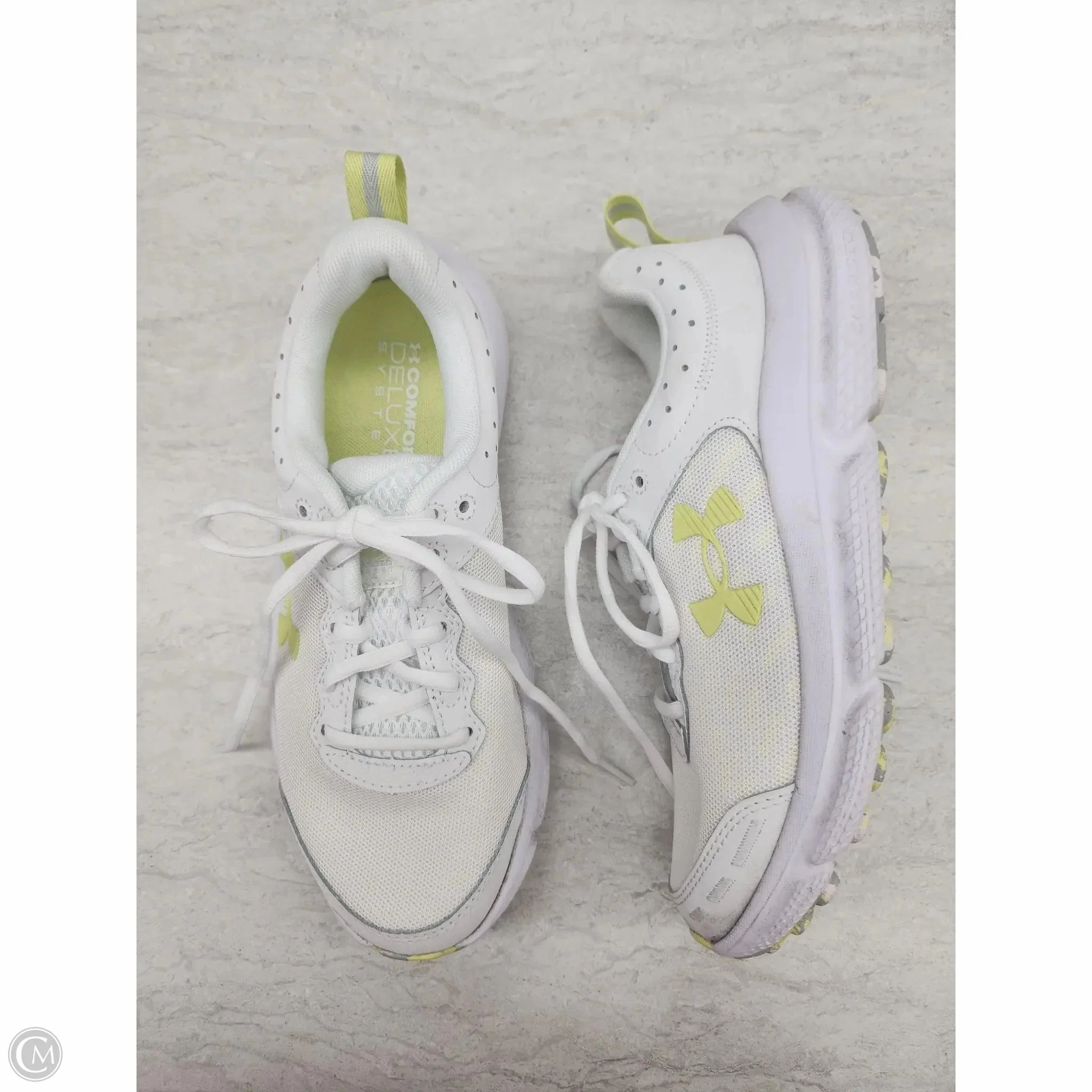 Shoes Athletic By Under Armour In White & Yellow, Size: 7