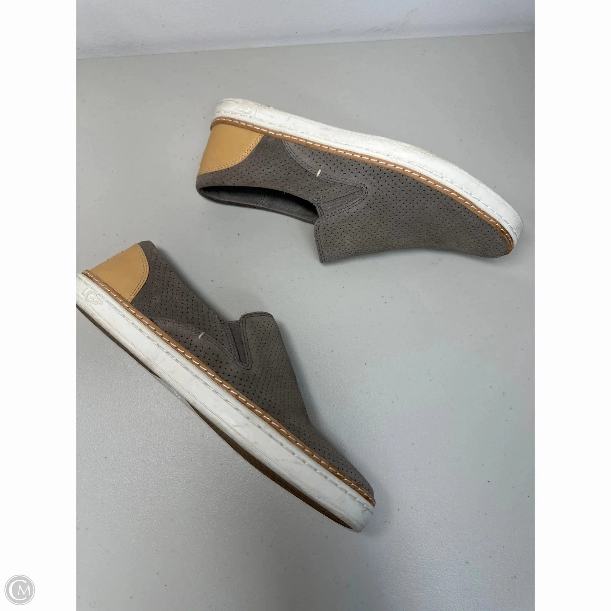 Shoes Designer By Ugg In Taupe, Size: 8
