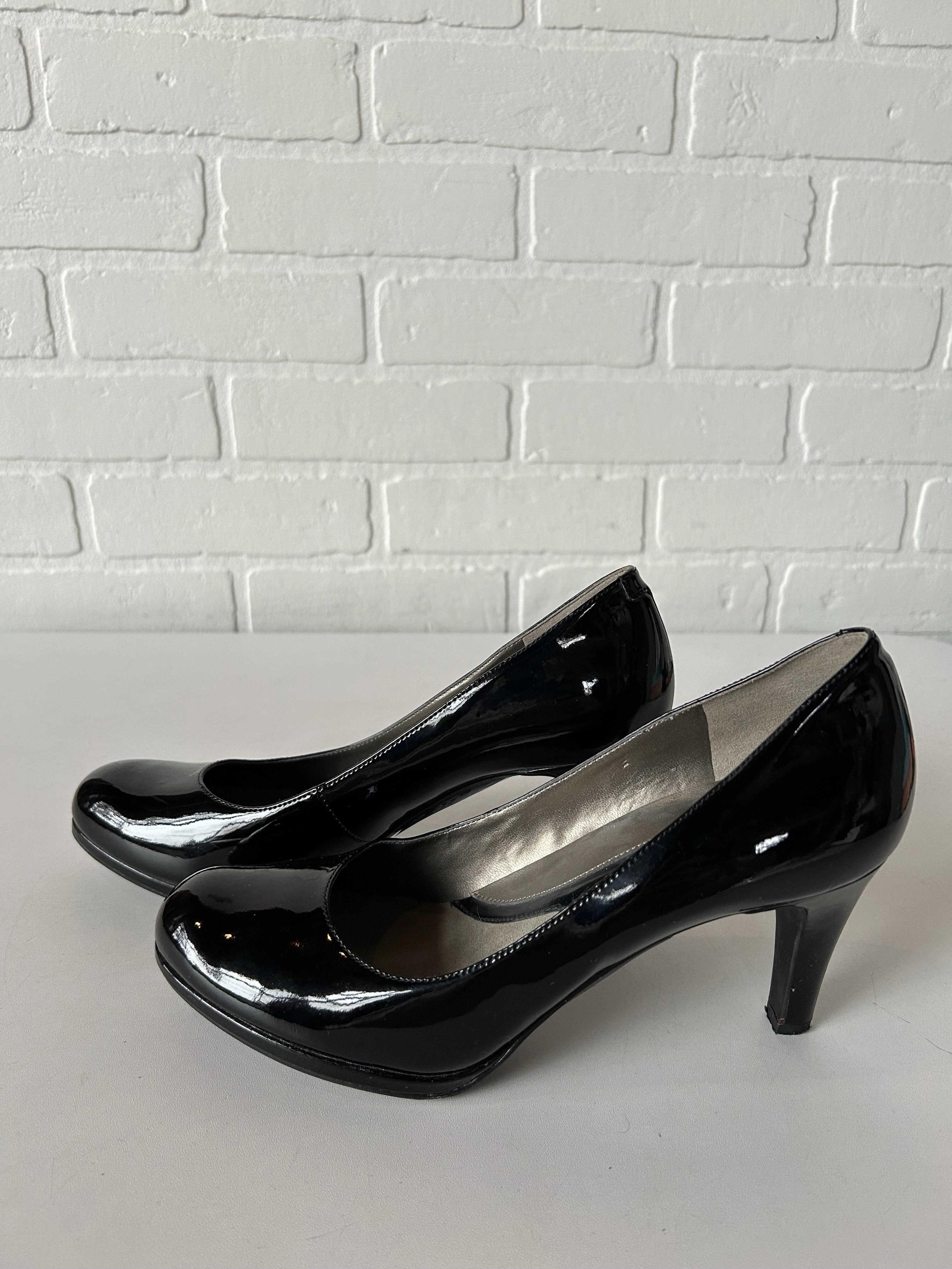 Shoes Heels Block By Naturalizer  Size: 7.5