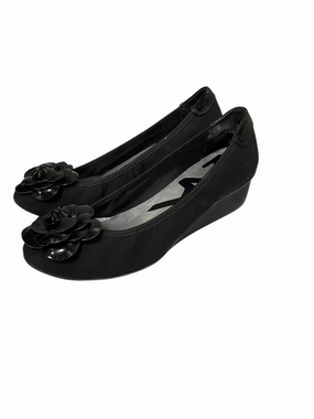 Shoes Heels Wedge By Anne Klein In Black, Size: 6