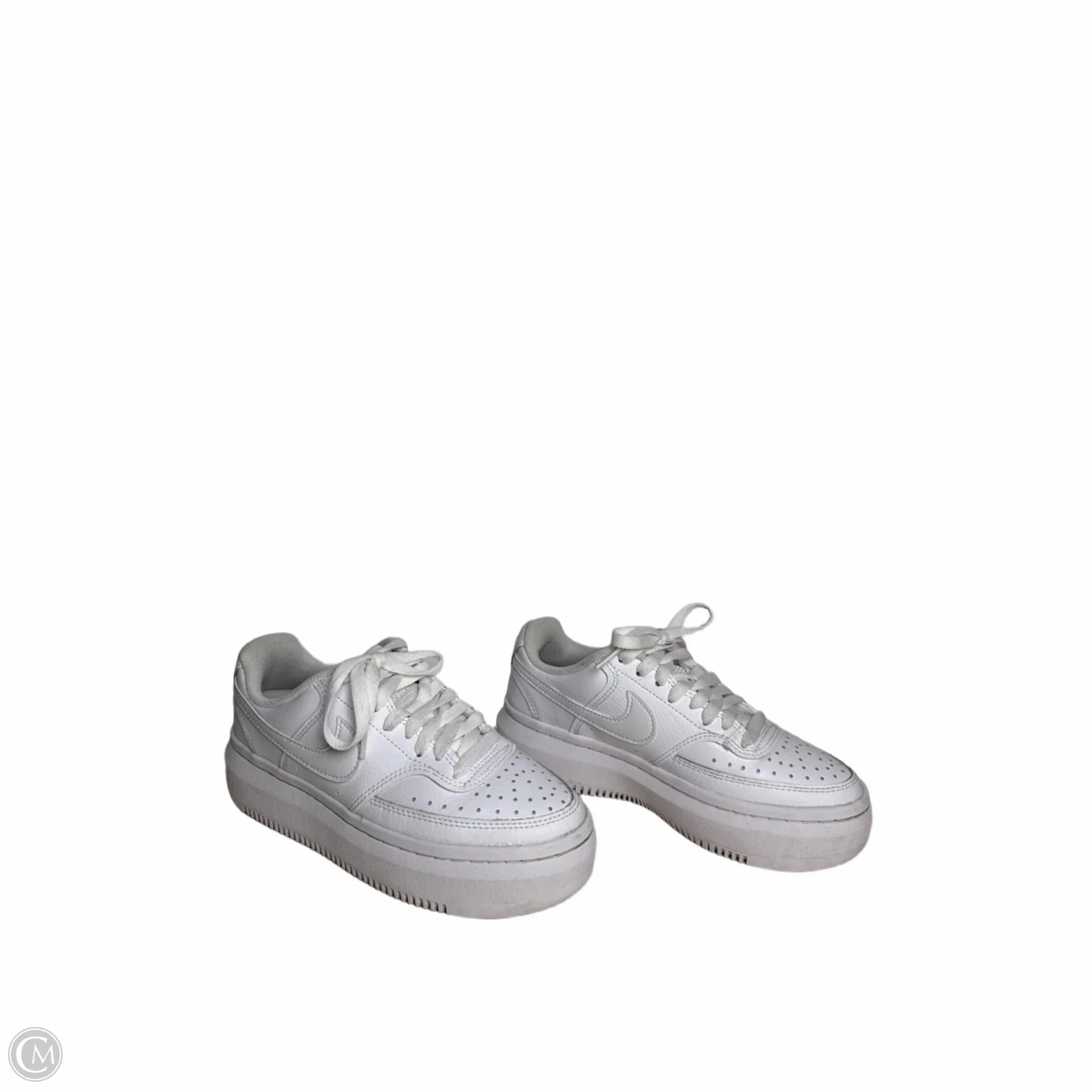 Shoes Sneakers By Nike In White, Size: 6