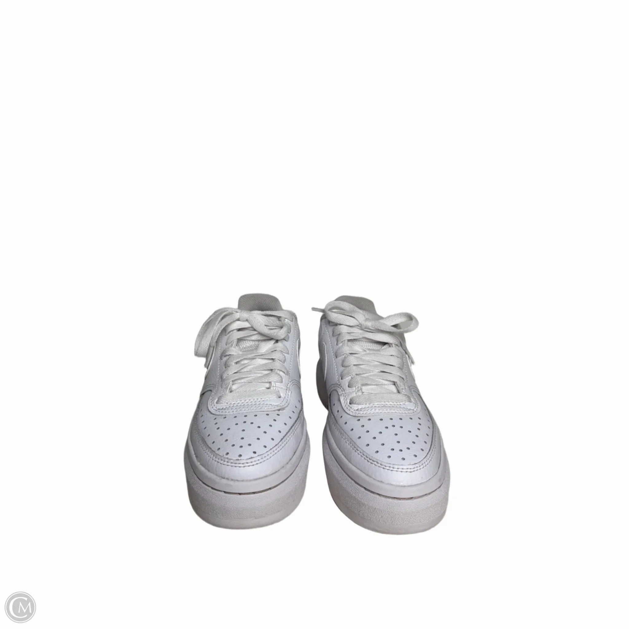Shoes Sneakers By Nike In White, Size: 6