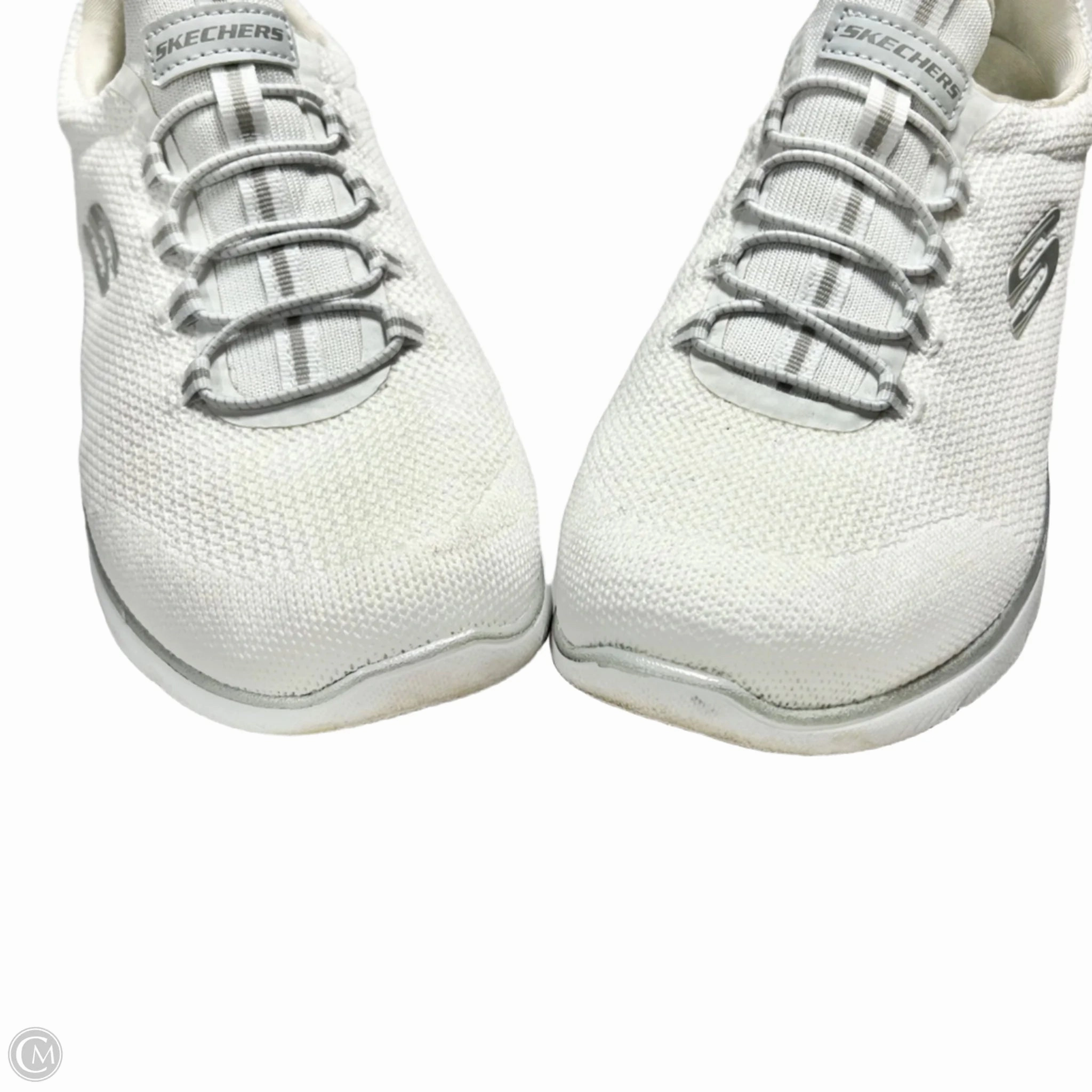 Shoes Sneakers By Skechers In White, Size: 9.5