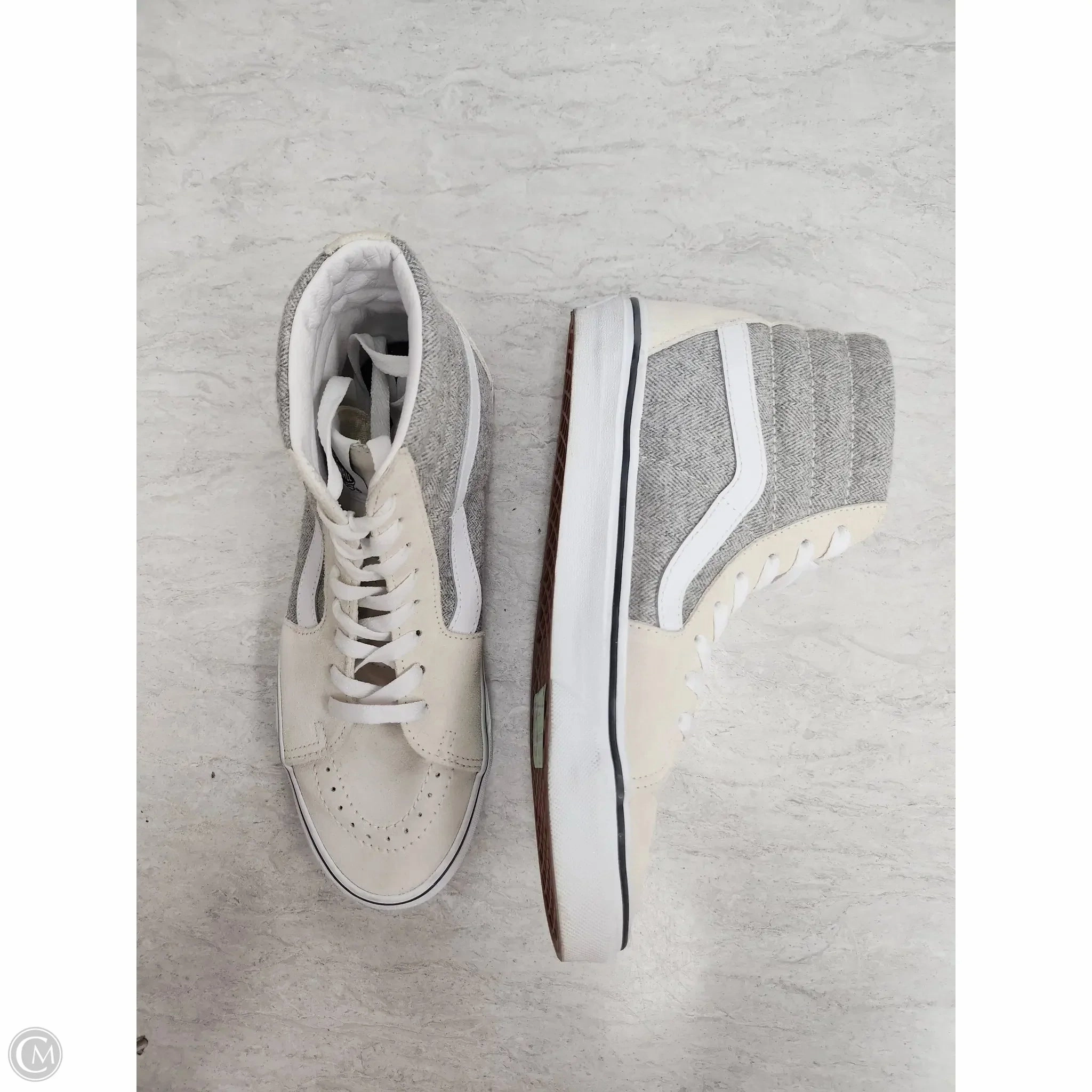Shoes Sneakers By Vans In Tan, Size: 8