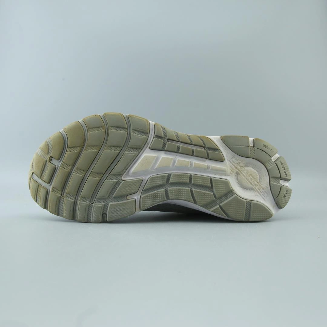 UNDER ARMOUR CHARGED ESCAPE 3
