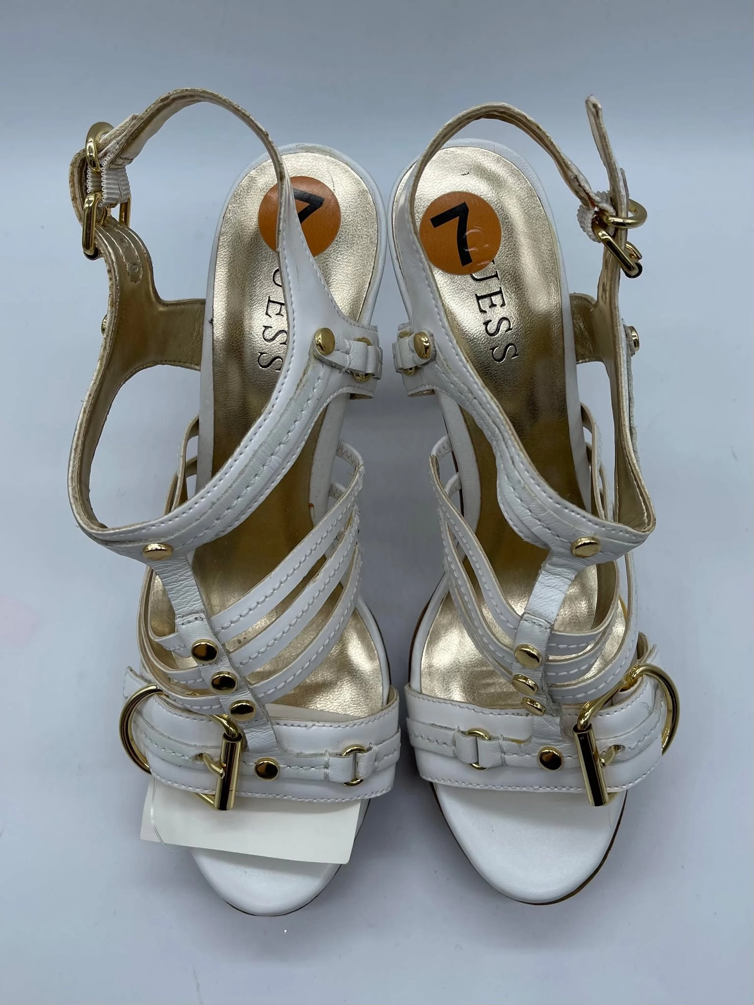 Women's Guess Sandals. 7
