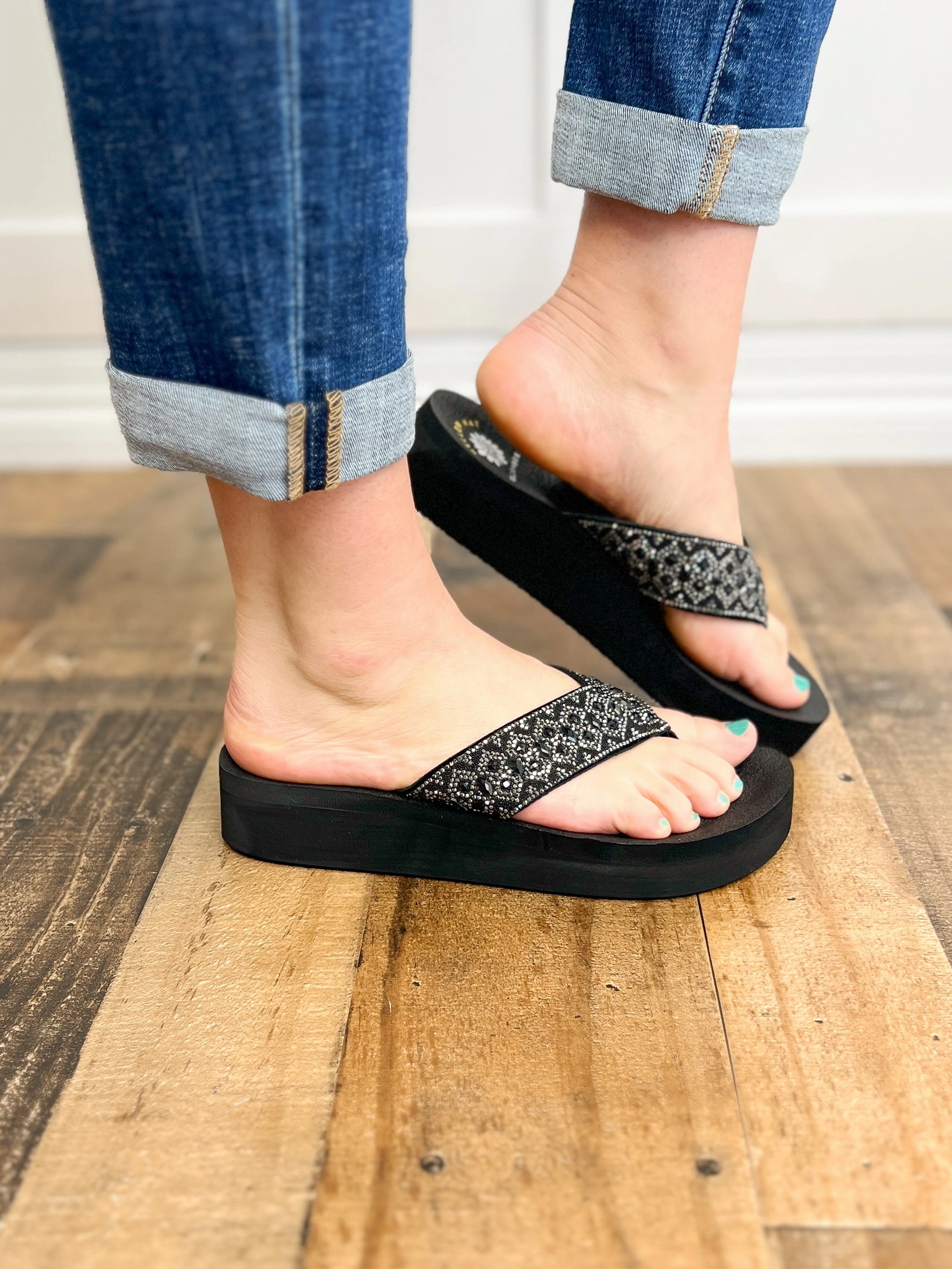 Yellowbox Bixby Flatform Sandals