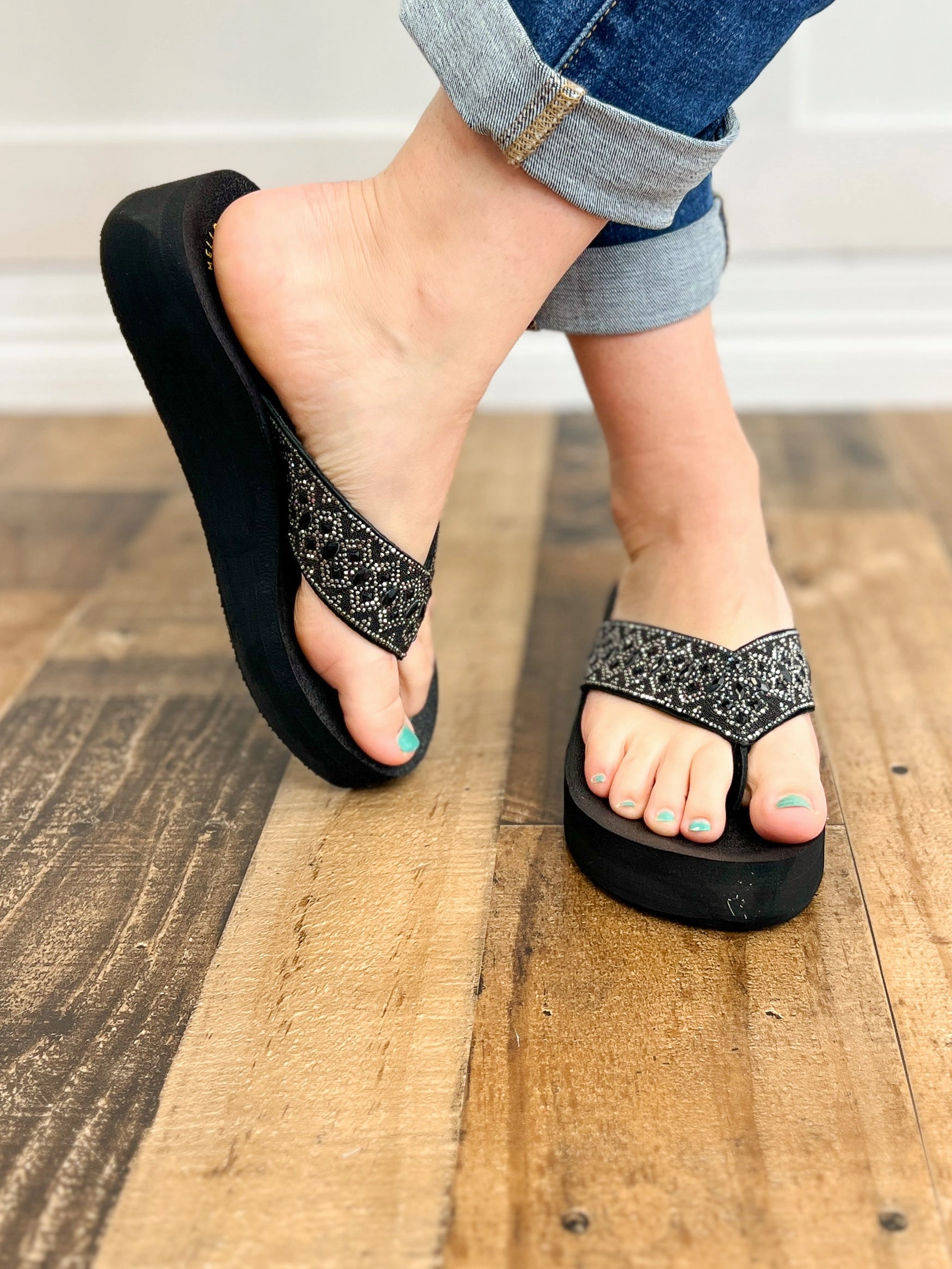 Yellowbox Bixby Flatform Sandals