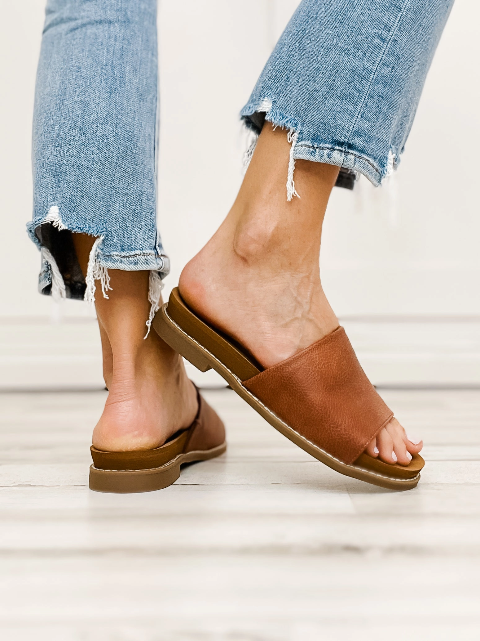 Yellowbox Kalo Slide Sandal in Tan