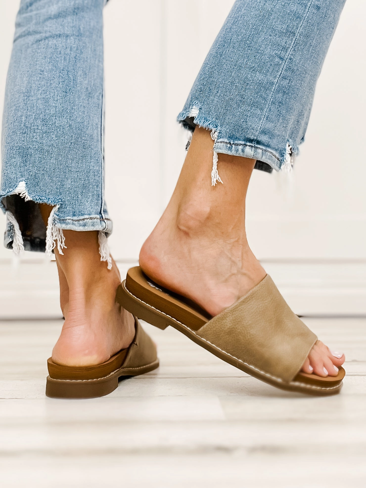 Yellowbox Kalo Slide Sandal in Taupe
